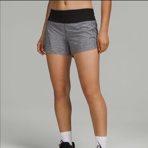 Lululemon Speed Up Mid Rise Lined Short 4”